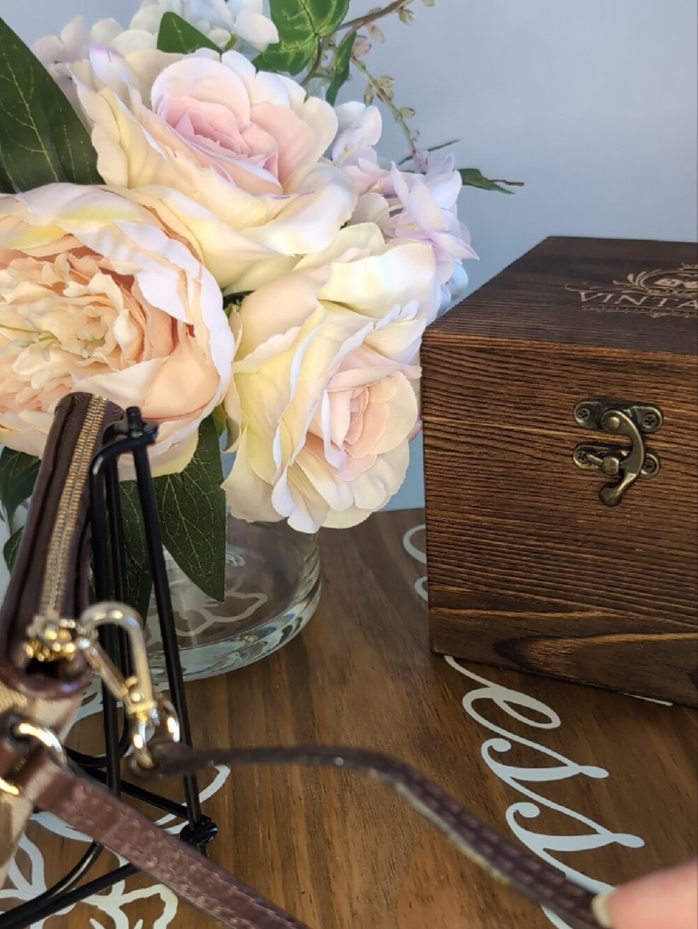 🌹Michael Kors Signature MK Canvas Wristlet - Picture 5 of 13